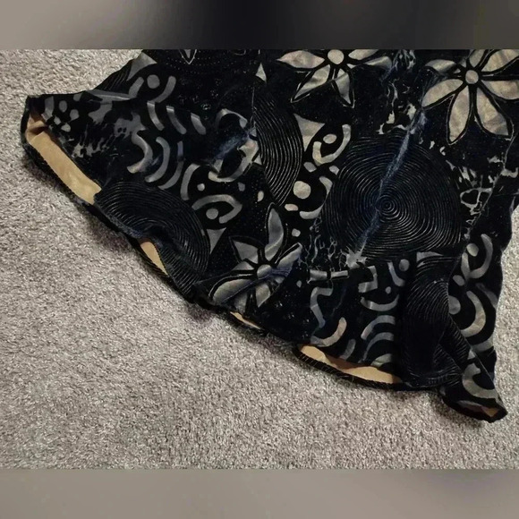 Chicos Velvet Flare Floral Skirt - Picture 9 of 10